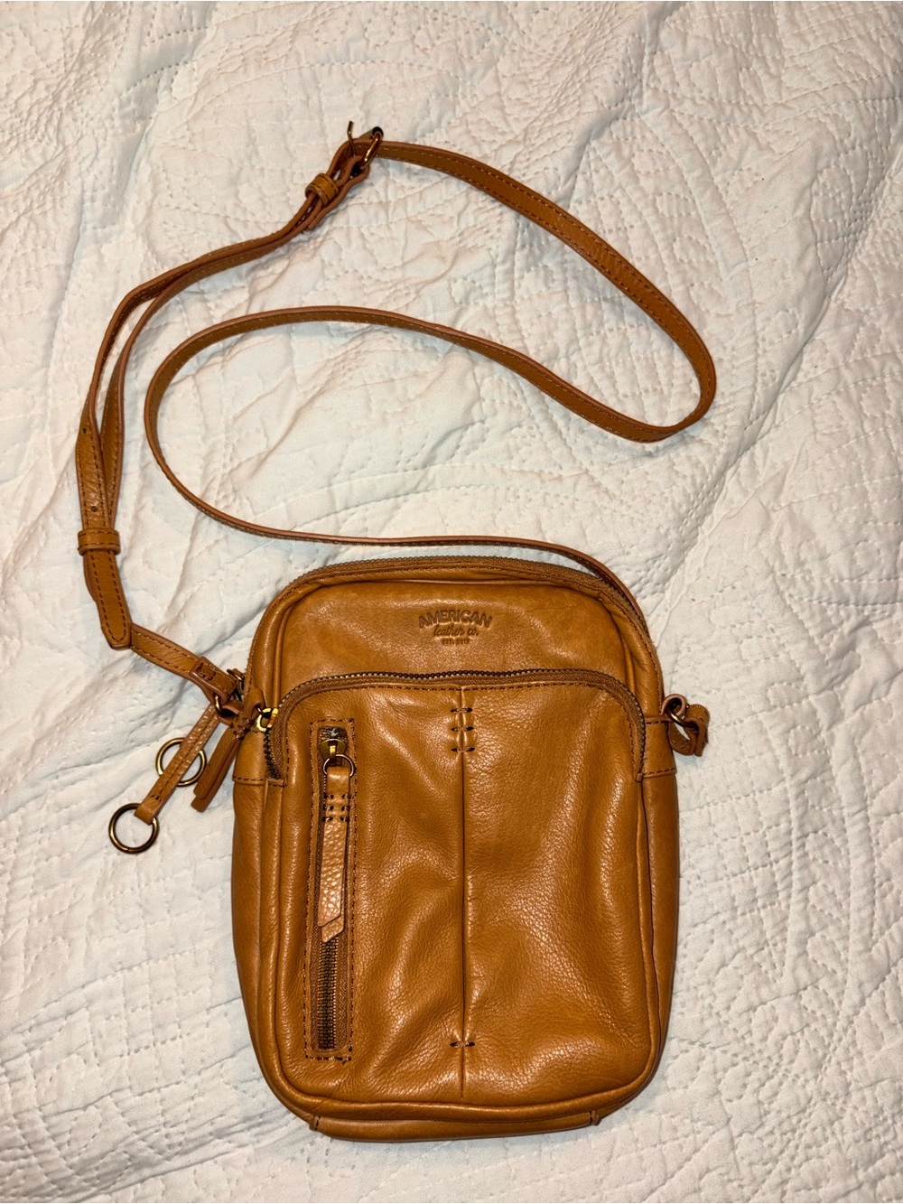 American Leather Company Cleavland  Crossbody - small